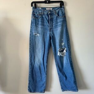 Levi's Premium  Ribcage Ankle Jeans in Light Blue size 26